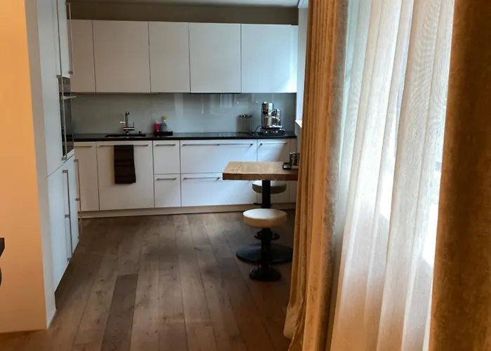 Suite3, 7 Min Walk From Operahouse Lägenhet